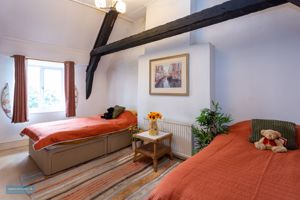 Bedroom- click for photo gallery